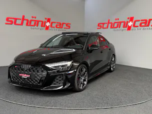AUDI RS3 Limousine 2.5 TSI quattro S-tronic Schalensitze