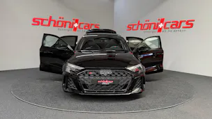 AUDI RS3 Limousine 2.5 TSI quattro S-tronic Schalensitze