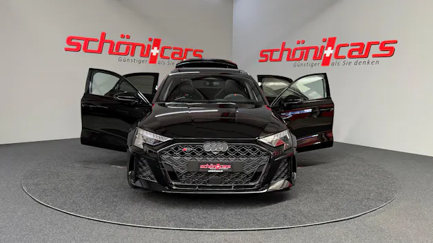 AUDI RS3 Limousine 2.5 TSI quattro S-tronic Schalensitze