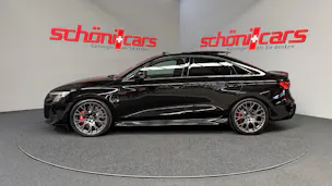 AUDI RS3 Limousine 2.5 TSI quattro S-tronic Schalensitze