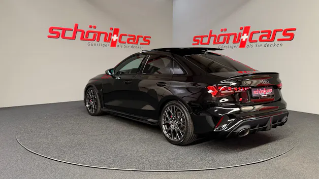 AUDI RS3 Limousine 2.5 TSI quattro S-tronic Schalensitze