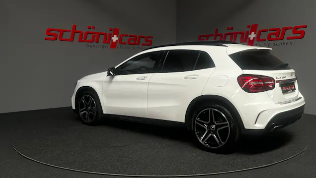 MERCEDES-BENZ GLA 250 AMG Line Swiss Star 4Matic 7G-DCT