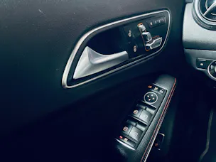 MERCEDES-BENZ GLA 250 AMG Line Swiss Star 4Matic 7G-DCT