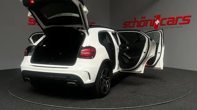 MERCEDES-BENZ GLA 250 AMG Line Swiss Star 4Matic 7G-DCT