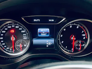 MERCEDES-BENZ GLA 250 AMG Line Swiss Star 4Matic 7G-DCT