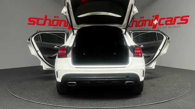 MERCEDES-BENZ GLA 250 AMG Line Swiss Star 4Matic 7G-DCT