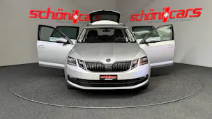 SKODA Octavia Combi 1.5 TSI Clever