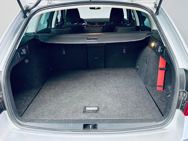 SKODA Octavia Combi 1.5 TSI Clever