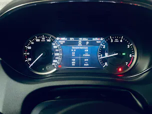 Jaguar E-Pace 2.0 P250 R-Dynamic AWD