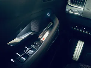 Jaguar E-Pace 2.0 P250 R-Dynamic AWD