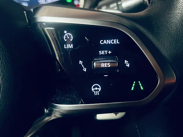 Jaguar E-Pace 2.0 P250 R-Dynamic AWD