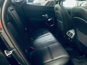 Jaguar E-Pace 2.0 P250 R-Dynamic AWD