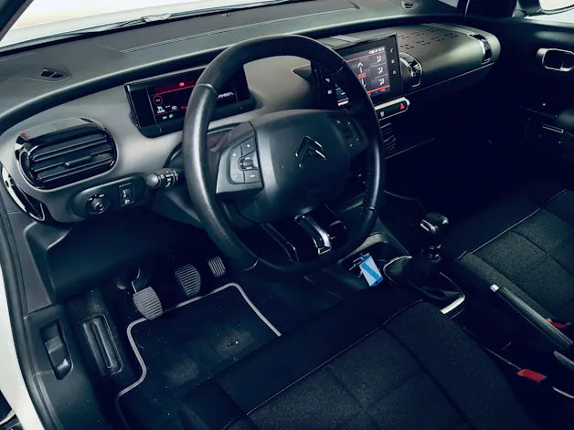 CITROEN C4 Cactus 1.2 Pure Tech Shine