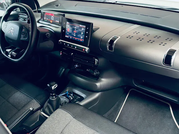 CITROEN C4 Cactus 1.2 Pure Tech Shine