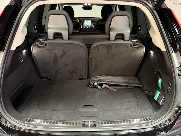 VOLVO XC90 T8 AWD PluginHybrid Plus Dark Geartronic