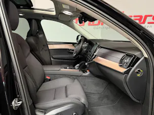 VOLVO XC90 T8 AWD PluginHybrid Plus Dark Geartronic