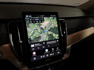 VOLVO XC90 T8 AWD PluginHybrid Plus Dark Geartronic
