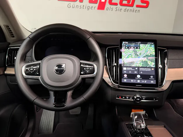 VOLVO XC90 T8 eAWD PluginHybrid Plus Dark Geartronic