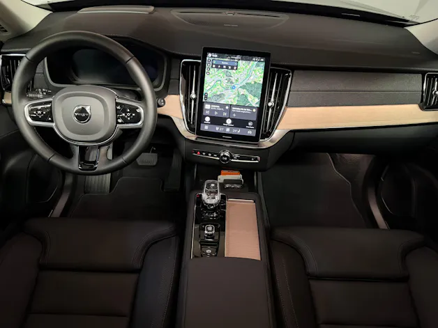 VOLVO XC90 T8 eAWD PluginHybrid Plus Dark Geartronic