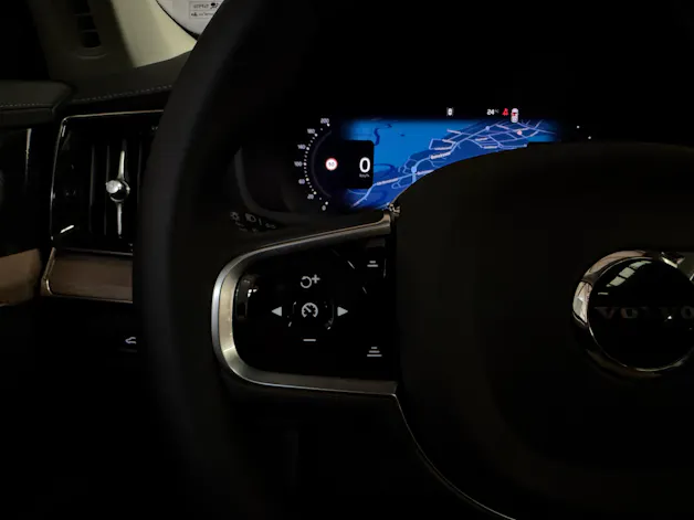 VOLVO XC90 T8 eAWD PluginHybrid Plus Dark Geartronic