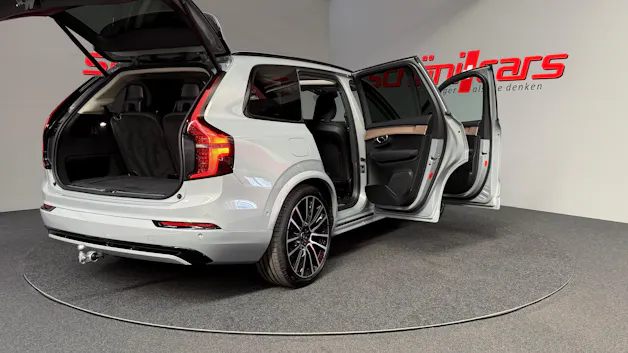 VOLVO XC90 T8 eAWD PluginHybrid Plus Dark Geartronic
