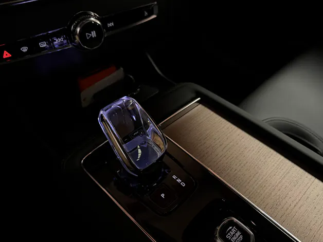 VOLVO XC90 T8 eAWD PluginHybrid Plus Dark Geartronic