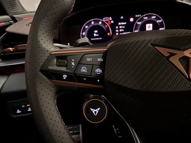 CUPRA Terramar 1.5 eHybrid DSG VZ AHK