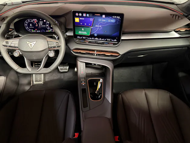 CUPRA Terramar 1.5 eHybrid DSG VZ AHK