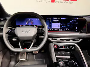 AUDI SQ5 TFSI quattro S-tronic