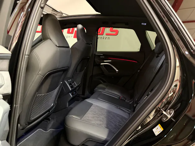 AUDI SQ5 TFSI quattro S-tronic