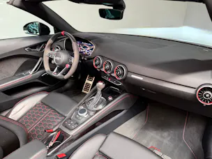 AUDI TT Roadster TTRS S-tronic