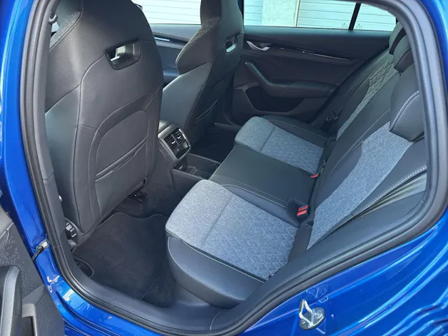 SKODA Octavia Combi 2.0 TSI DSG Sport Line 4x4