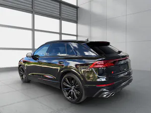 AUDI SQ8 TFSI quattro tiptronic
