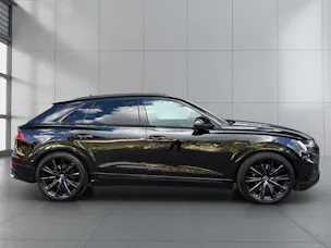 AUDI SQ8 TFSI quattro tiptronic