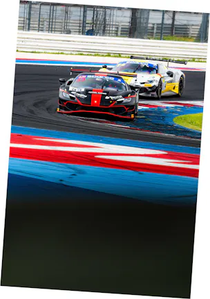 FERRARI 296 GT3 EVO