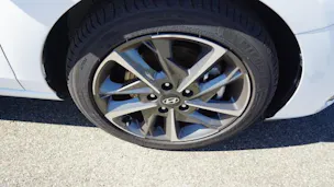 HYUNDAI i30 1.5 T-GDi Vertex DCT