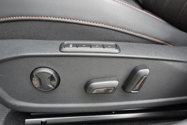 CUPRA Formentor 2.5TSI VZ5 DSG "* CH Auto * Feux LED* Sièges Chauffant * Clim Auto * Tempomat Adapt. * Caméra + Capteurs *"