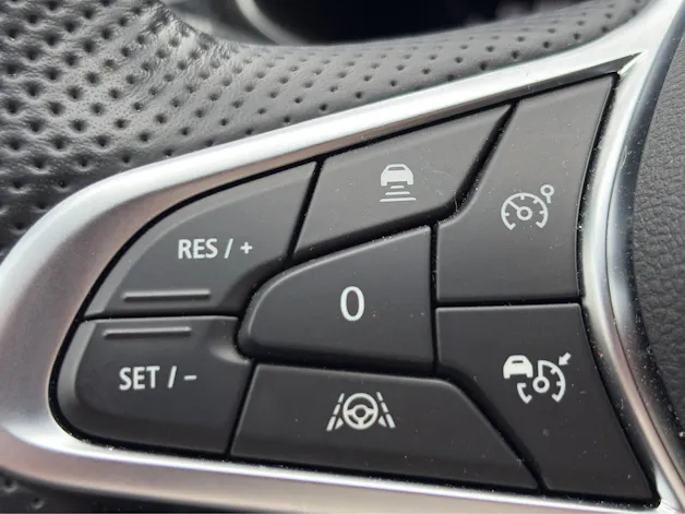 RENAULT Arkana 1.6 E-Tech Engineered