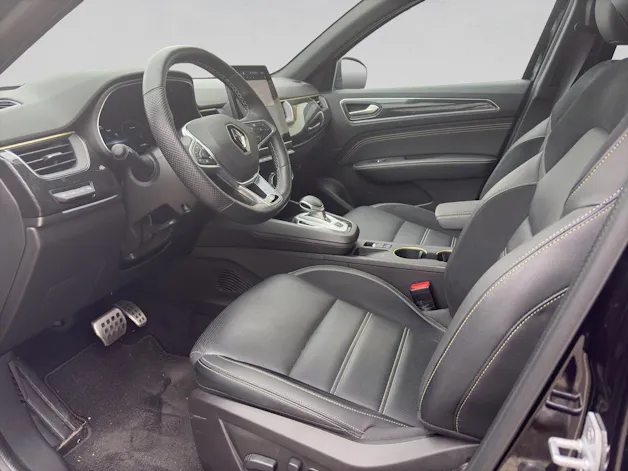 RENAULT Arkana 1.6 E-Tech Engineered