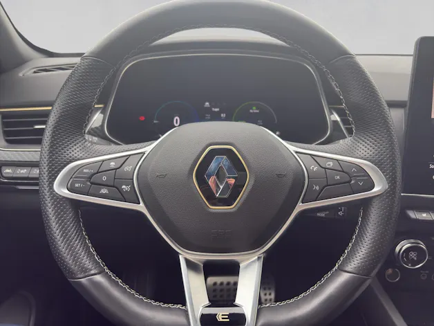 RENAULT Arkana 1.6 E-Tech Engineered