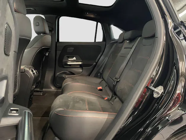 MERCEDES-BENZ EQA 350 AMG Line 4MATIC