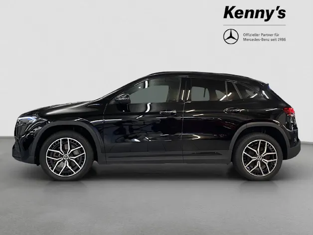MERCEDES-BENZ EQA 350 AMG Line 4MATIC