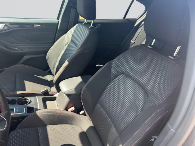 FORD Focus 1.5 TDCi EcoBlue ST-Line Automatic