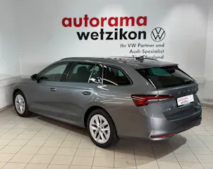 SKODA Octavia Combi 1.5 TSI mHEV DSG Selection