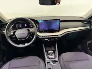 SKODA Octavia Combi 1.5 TSI mHEV DSG Selection