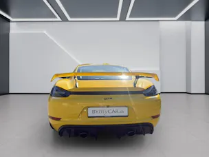 PORSCHE 718 Cayman GT4