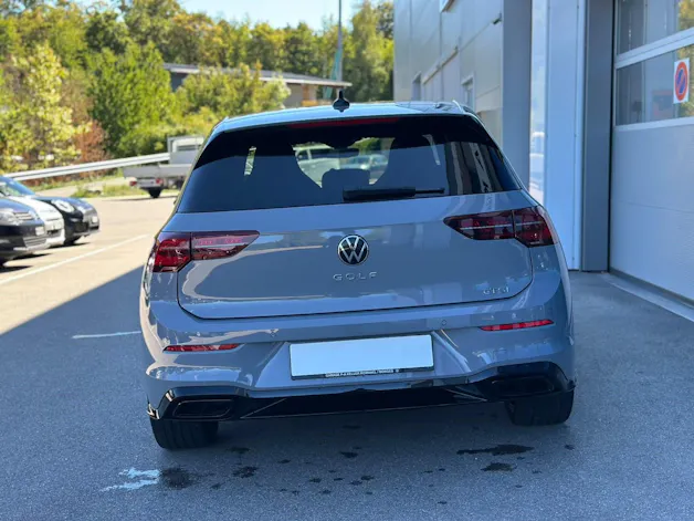 VW Golf 1.5 eTSI mHEV ACT R-Line DSG