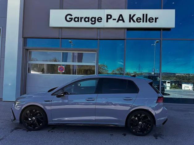 VW Golf 1.5 eTSI mHEV ACT R-Line DSG