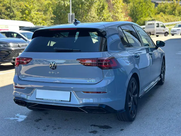 VW Golf 1.5 eTSI mHEV ACT R-Line DSG