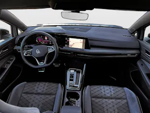 VW Golf 1.5 eTSI mHEV ACT R-Line DSG